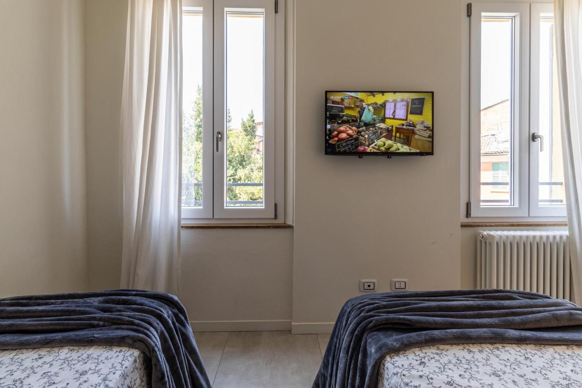 Suite Pomposa 28 - Affitti Brevi Italia モデナ エクステリア 写真